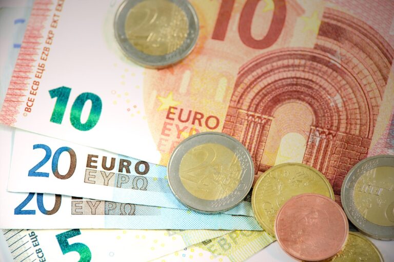 Tax Liability Guide as a Greek Dual Citizen