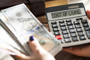 Greece vs USA — Which Country Is Cheaper to Live In?
