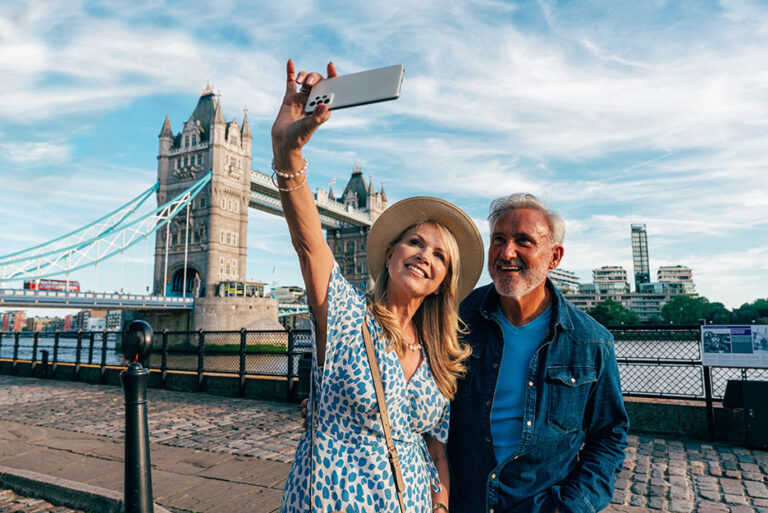Tips for Retiring in Greece